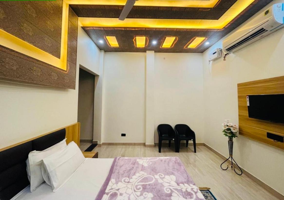 Lotus Palm Retreat - Full Villa Ujjain Zewnętrze zdjęcie