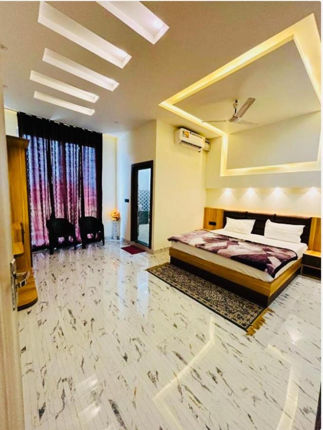 Lotus Palm Retreat - Full Villa Ujjain Zewnętrze zdjęcie
